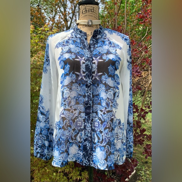 WHBM 100% poly sheer blue Seashell design Sheer button up blouse NWT siz… - Picture 4 of 11